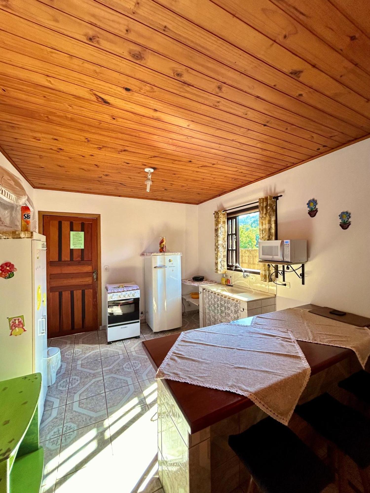 Pousada Verdes Alpes Santo Antonio do Pinhal Room photo