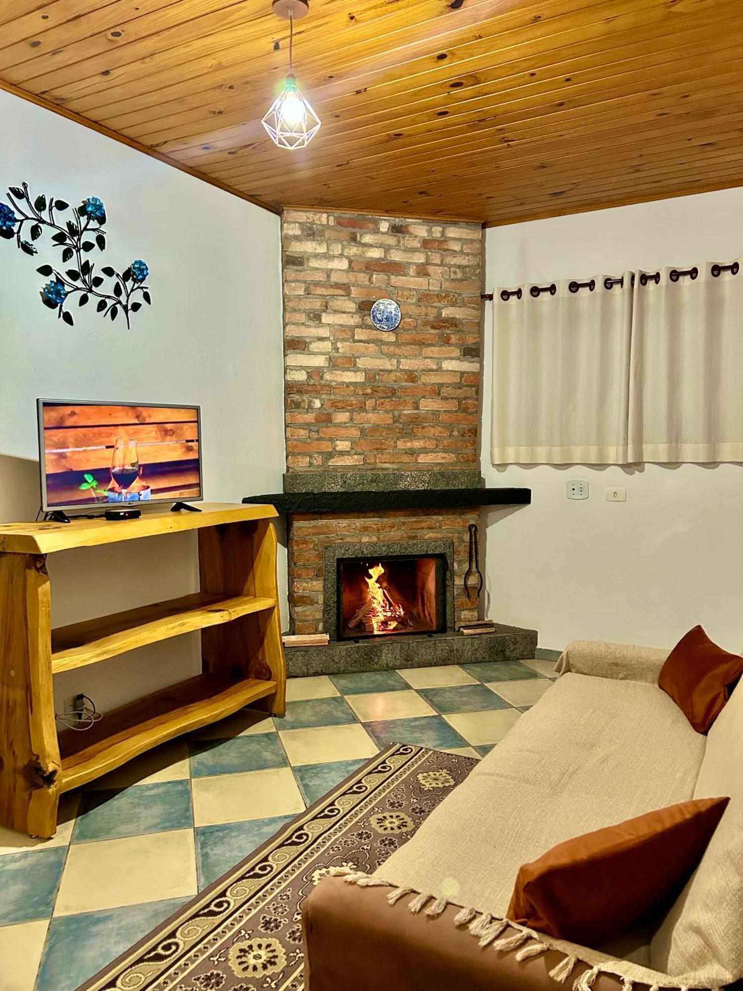 Pousada Verdes Alpes Santo Antonio do Pinhal Room photo